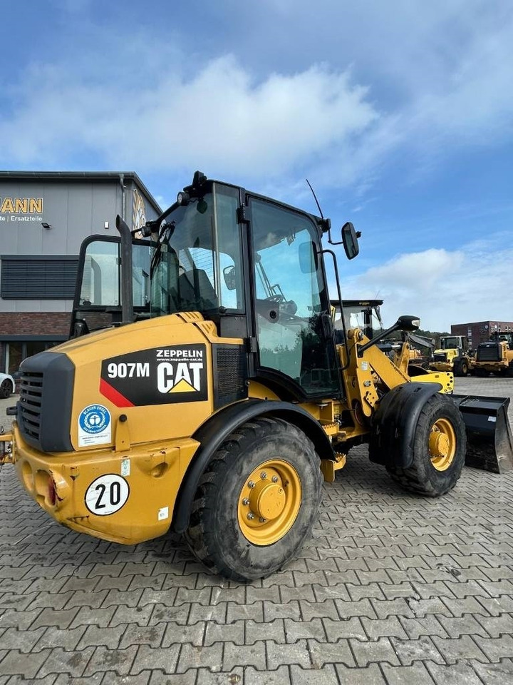 CAT 907 M - Wheel loader: picture 2 CAT 907 M - Wheel loader: picture 2