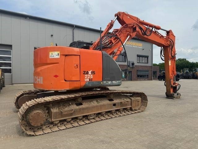 HITACHI ZX 225USLC-3 - Crawler excavator: picture 1 HITACHI ZX 225USLC-3 - Crawler excavator: picture 1