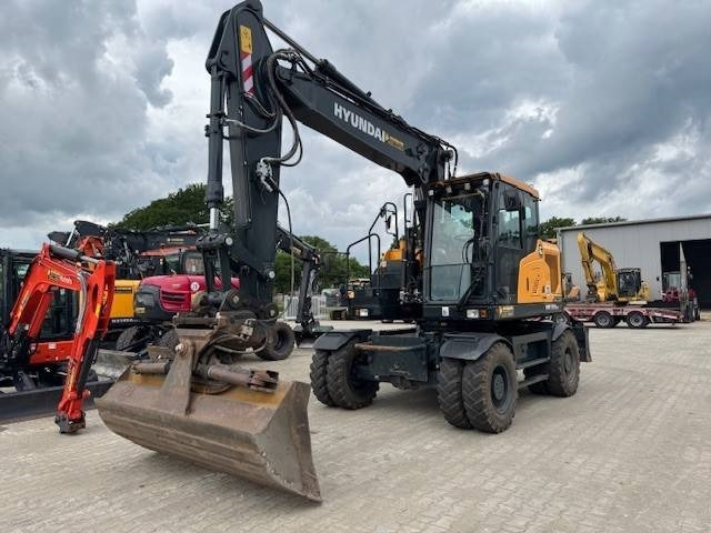 HYUNDAI HW170 ACR - Wheel excavator: picture 1 HYUNDAI HW170 ACR - Wheel excavator: picture 1