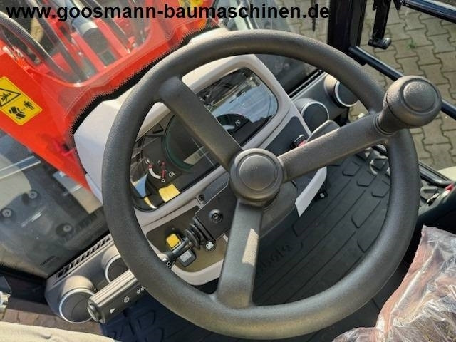Kubota R 090 - Wheel loader: picture 5 Kubota R 090 - Wheel loader: picture 5