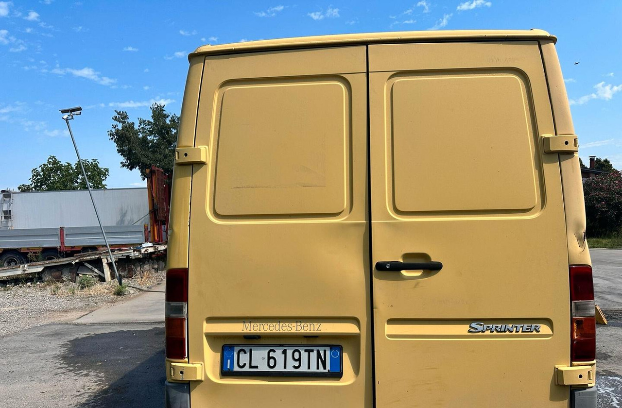 Furgone Mercedes Sprinter 211 - Panel van: picture 5 Furgone Mercedes Sprinter 211 - Panel van: picture 5