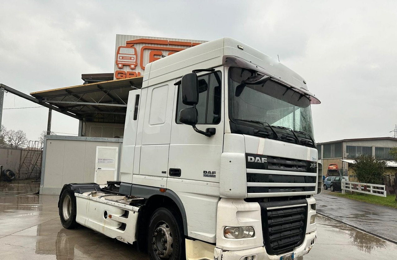 Trattore Daf XF - Tractor unit: picture 1 Trattore Daf XF - Tractor unit: picture 1