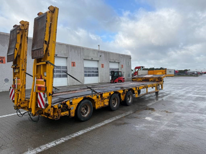 KEL-BERG Machine trailer / Maschinenanhänger / Maskintraile - Low loader semi-trailer: picture 3 KEL-BERG Machine trailer / Maschinenanhänger / Maskintraile - Low loader semi-trailer: picture 3