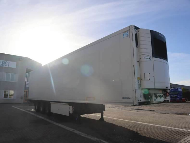 Krone 33 pl. - Refrigerator semi-trailer: picture 2 Krone 33 pl. - Refrigerator semi-trailer: picture 2