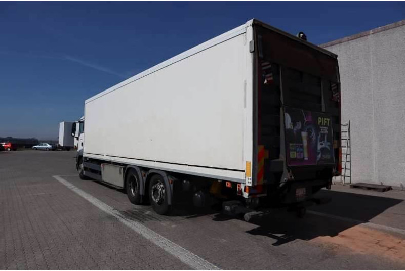 MAN TGS 26.320 EURO 6 - Box truck: picture 4 MAN TGS 26.320 EURO 6 - Box truck: picture 4