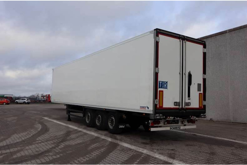 Schmitz Cargobull 33 pl. - Refrigerator semi-trailer: picture 4 Schmitz Cargobull 33 pl. - Refrigerator semi-trailer: picture 4