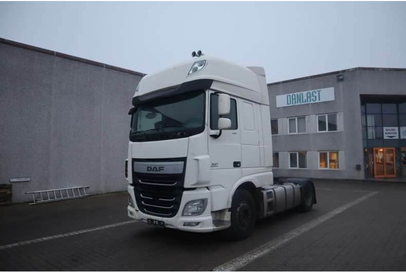 DAF XF 460 Tractor/Sattelzugmaschine/Trækker - Tractor unit: picture 1 DAF XF 460 Tractor/Sattelzugmaschine/Trækker - Tractor unit: picture 1