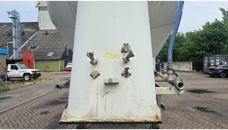 SPITZER Eurovrac Silo 43m3 - Tank semi-trailer: picture 5 SPITZER Eurovrac Silo 43m3 - Tank semi-trailer: picture 5