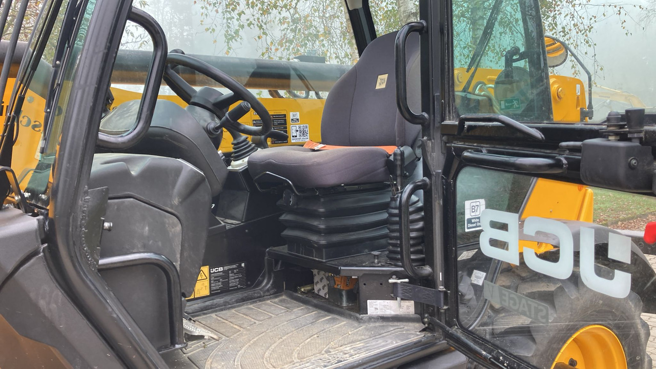 Telescopic wheel loader JCB 540-170: picture 10 Telescopic wheel loader JCB 540-170: picture 10