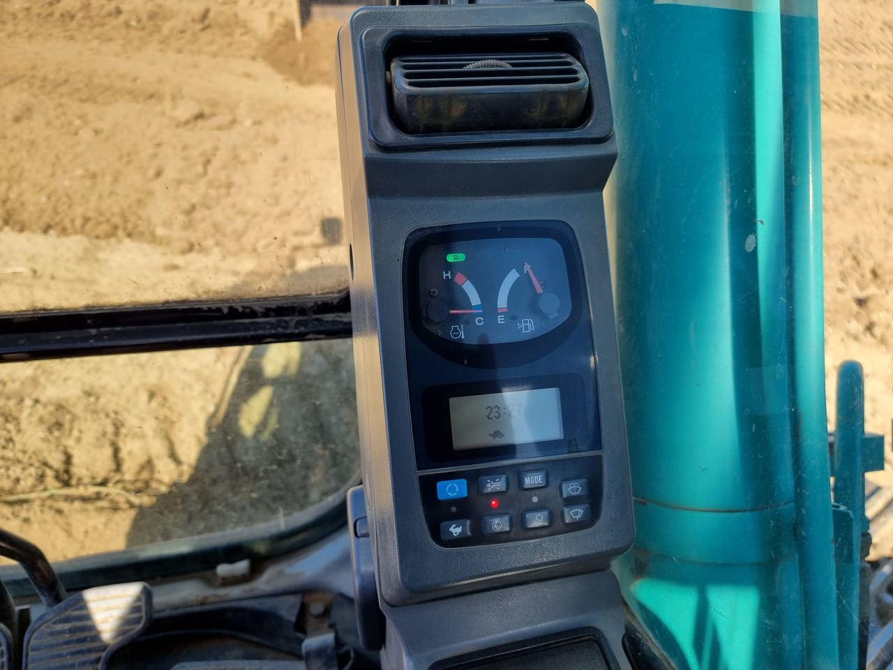 Leasing of KOBELCO SK 210 NLC-6E KOBELCO SK 210 NLC-6E: picture 23