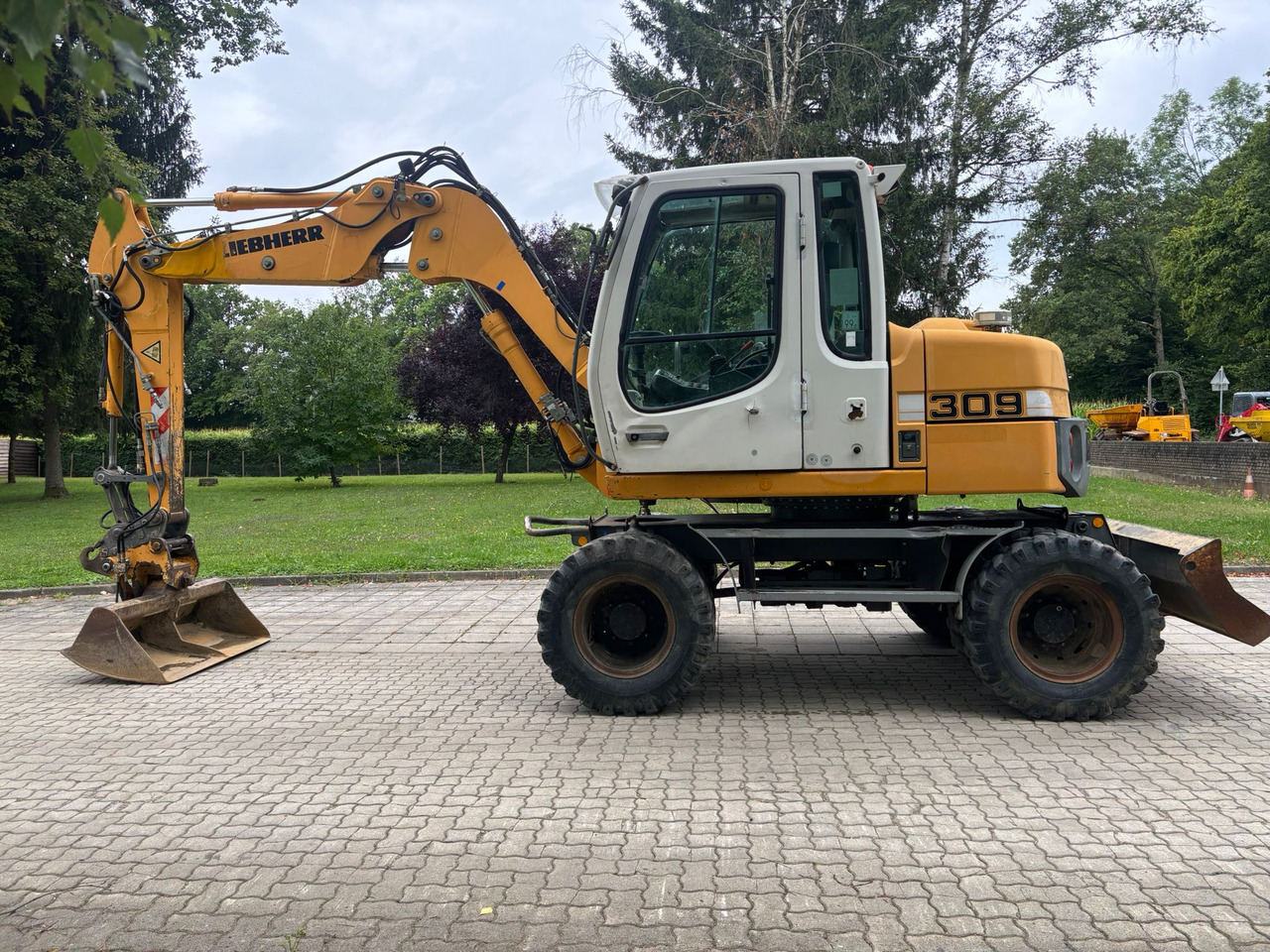 LIEBHERR A 309 Litronic - Wheel excavator: picture 1 LIEBHERR A 309 Litronic - Wheel excavator: picture 1