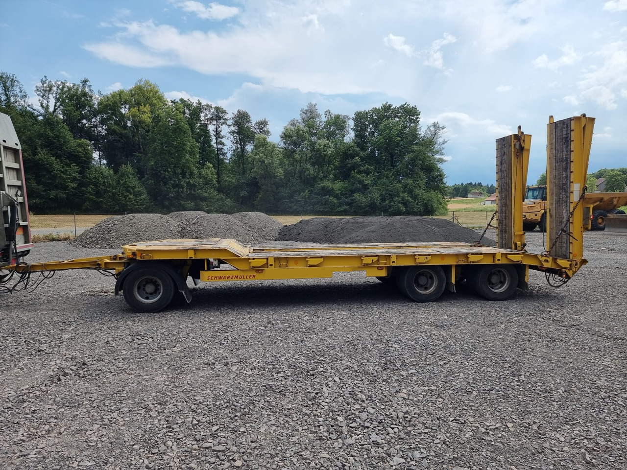 SCHWARZMÜLLER TÜ 30/100 - Low loader trailer: picture 1 SCHWARZMÜLLER TÜ 30/100 - Low loader trailer: picture 1
