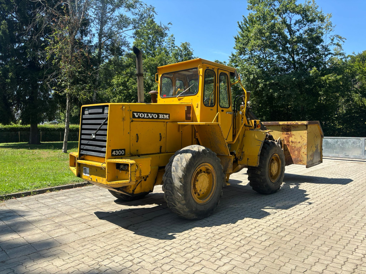 VOLVO BM 4300 - Wheel loader: picture 5 VOLVO BM 4300 - Wheel loader: picture 5