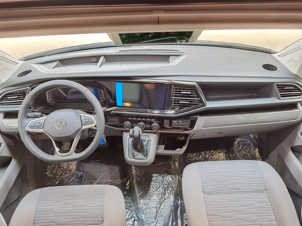 Leasing of  Volkswagen T6.1 CALIFORNIA OCEAN EDITION / ACC / NAVI / DSG Volkswagen T6.1 CALIFORNIA OCEAN EDITION / ACC / NAVI / DSG: picture 15