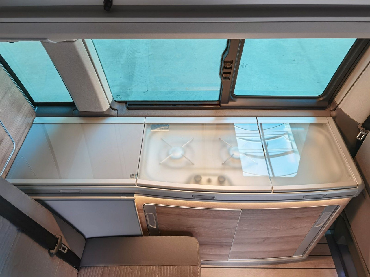 Leasing of  Volkswagen T6.1 CALIFORNIA OCEAN EDITION / ACC / NAVI / DSG Volkswagen T6.1 CALIFORNIA OCEAN EDITION / ACC / NAVI / DSG: picture 18