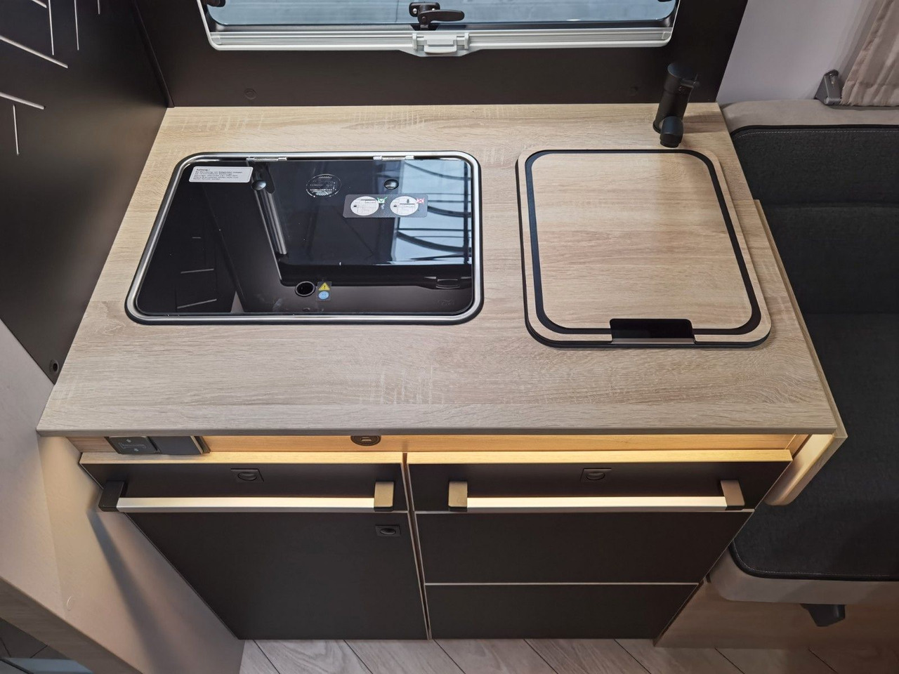 Semi-integrated motorhome Chausson 797 TITANIUM / - 2026 - / EINZELBETTEN & HUBBETT: picture 19