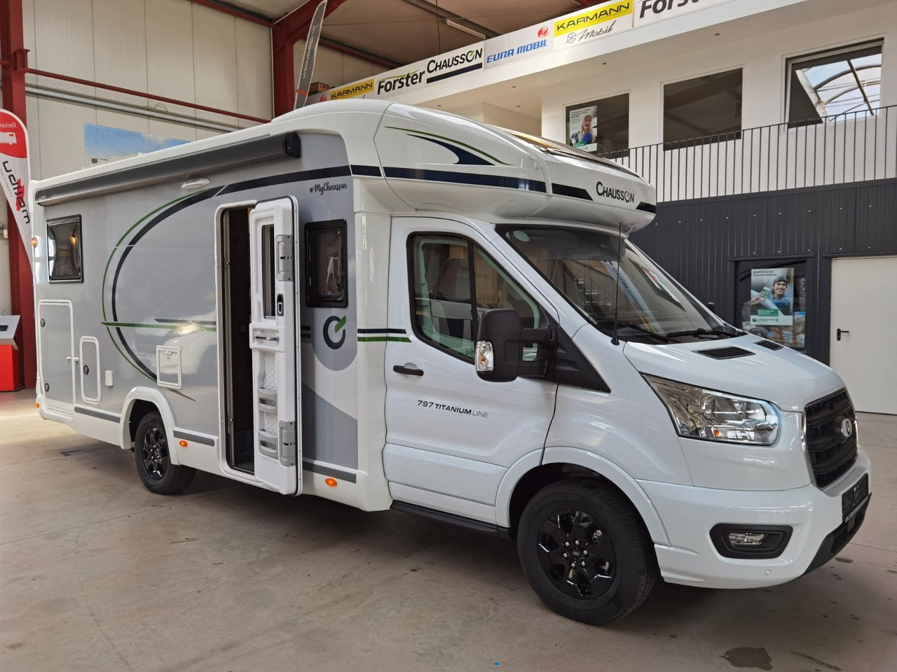 Semi-integrated motorhome Chausson 797 TITANIUM / - 2026 - / EINZELBETTEN & HUBBETT: picture 10