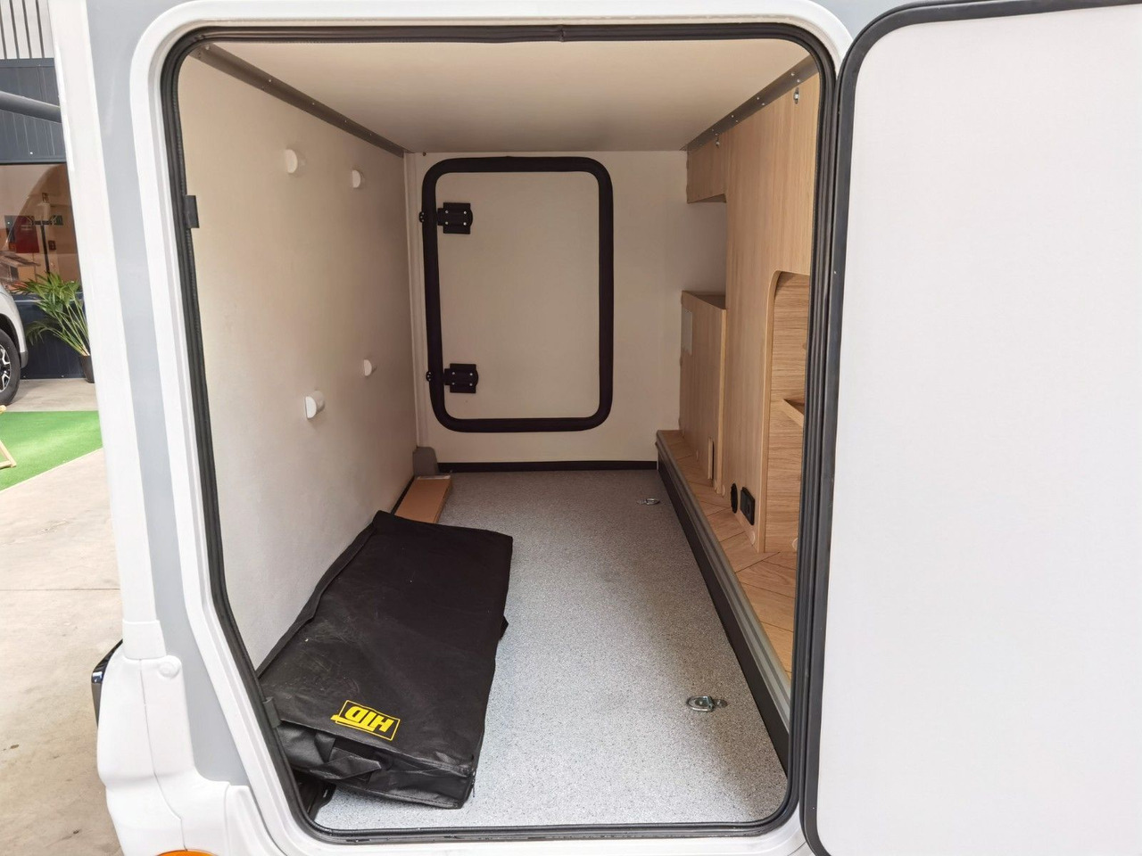 Semi-integrated motorhome Chausson 797 TITANIUM / - 2026 - / EINZELBETTEN & HUBBETT: picture 12