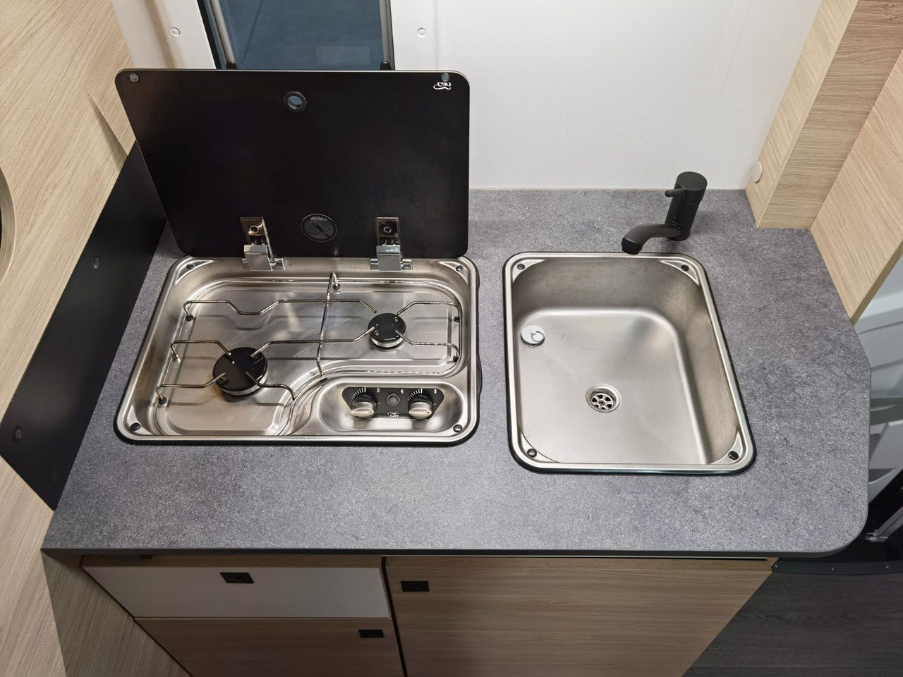 Alcove motorhome Chausson C 656 FIRST LINE /-2026-/140PS-8G./ ETAGENBETTEN: picture 23 Alcove motorhome Chausson C 656 FIRST LINE /-2026-/140PS-8G./ ETAGENBETTEN: picture 23