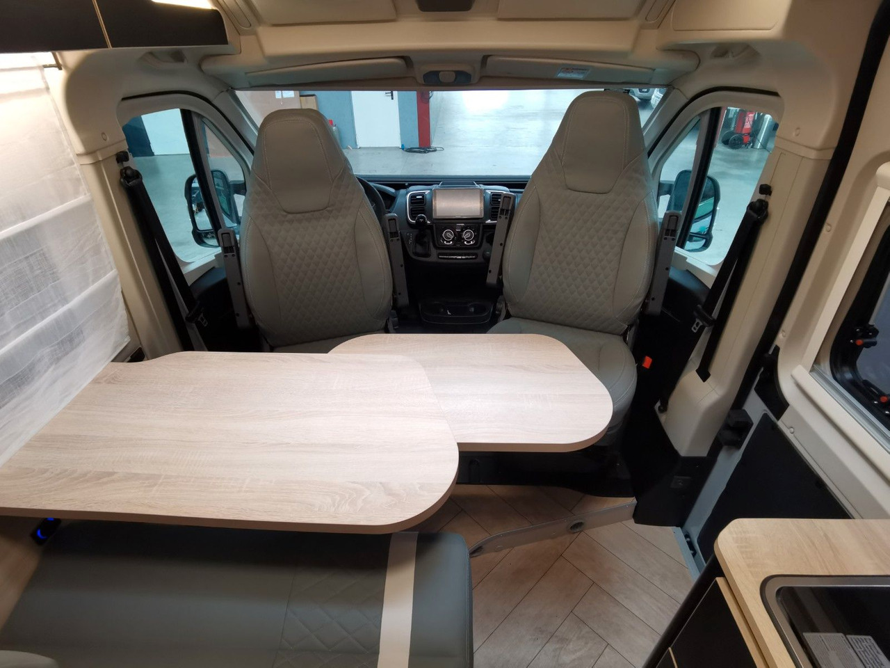 Camper van Chausson V697 SPORT LINE / -2026- / 140-8G./ EINZELBETTEN: picture 14