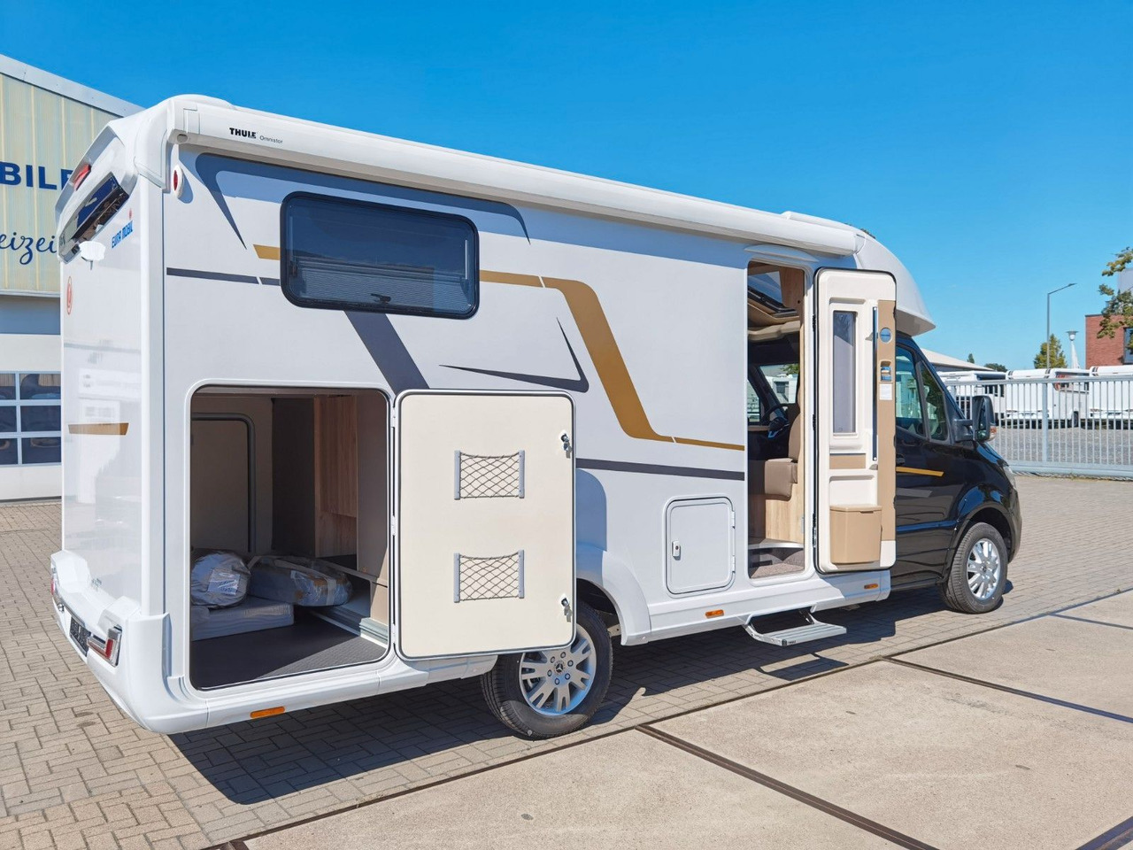 Semi-integrated motorhome Eura Mobil PROFILA T 696 EB /-2025-/ S-PAKET / EINZELBETTEN: picture 8 Semi-integrated motorhome Eura Mobil PROFILA T 696 EB /-2025-/ S-PAKET / EINZELBETTEN: picture 8