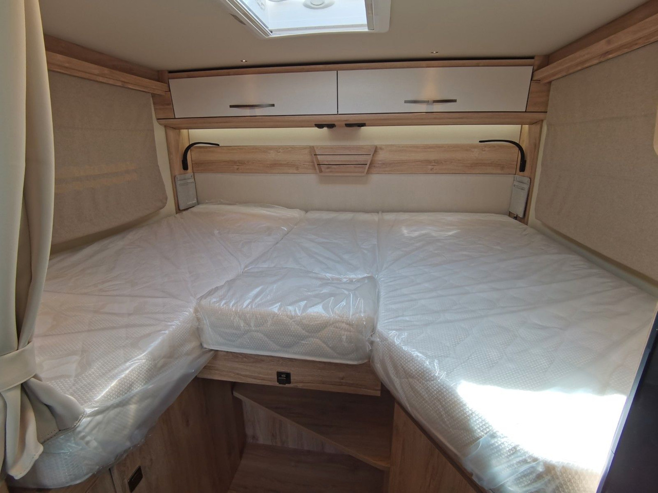 Semi-integrated motorhome Eura Mobil PROFILA T 696 EB /-2025-/ S-PAKET / EINZELBETTEN: picture 19 Semi-integrated motorhome Eura Mobil PROFILA T 696 EB /-2025-/ S-PAKET / EINZELBETTEN: picture 19