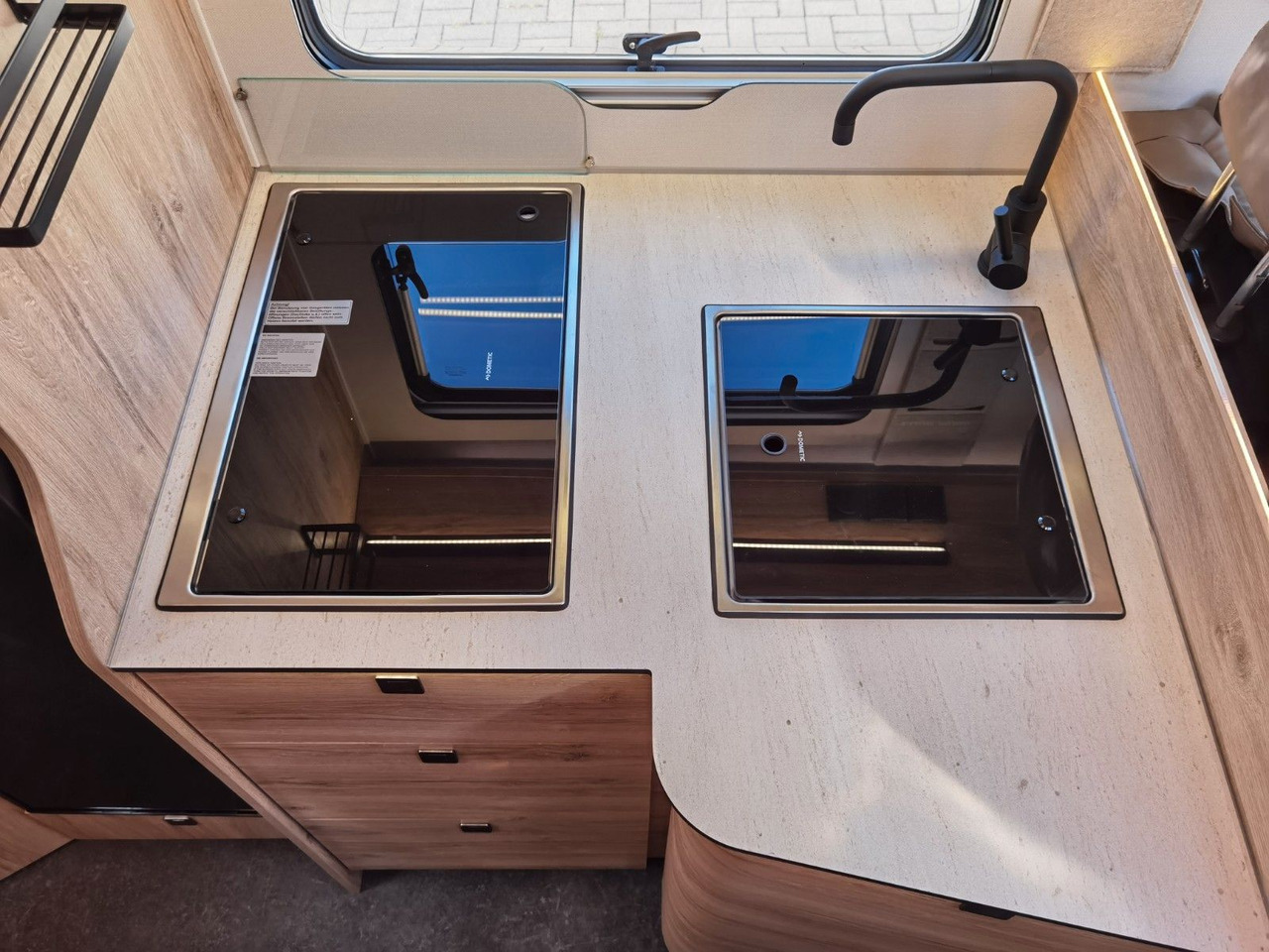 Semi-integrated motorhome Eura Mobil PROFILA T 696 EB /-2025-/ S-PAKET / EINZELBETTEN: picture 16 Semi-integrated motorhome Eura Mobil PROFILA T 696 EB /-2025-/ S-PAKET / EINZELBETTEN: picture 16