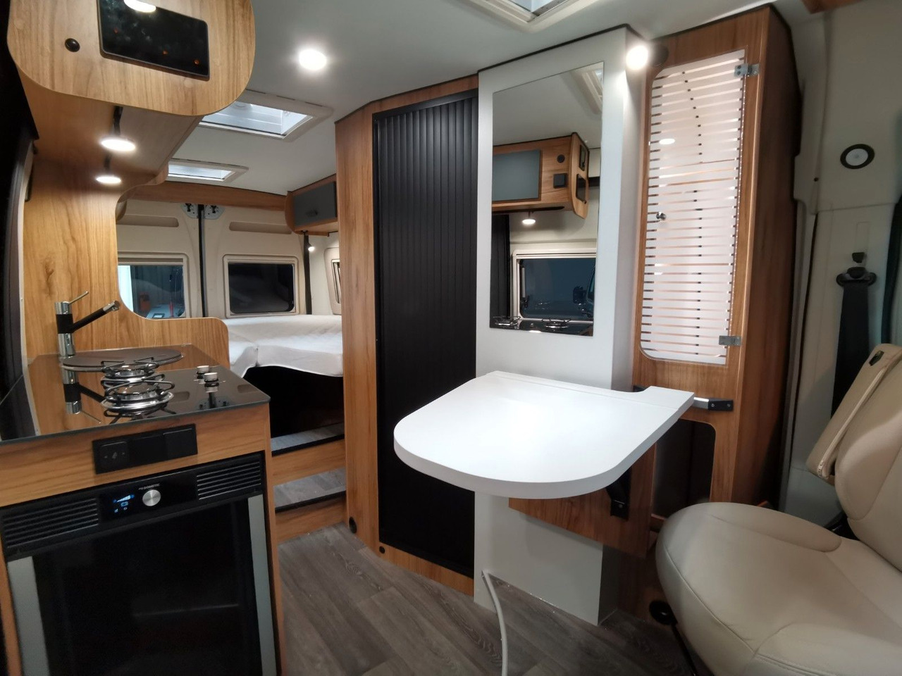 Camper van Karmann DEXTER 600 / -2026- /8G.AUTOMATIK / EINZELBETTEN: picture 14 Camper van Karmann DEXTER 600 / -2026- /8G.AUTOMATIK / EINZELBETTEN: picture 14