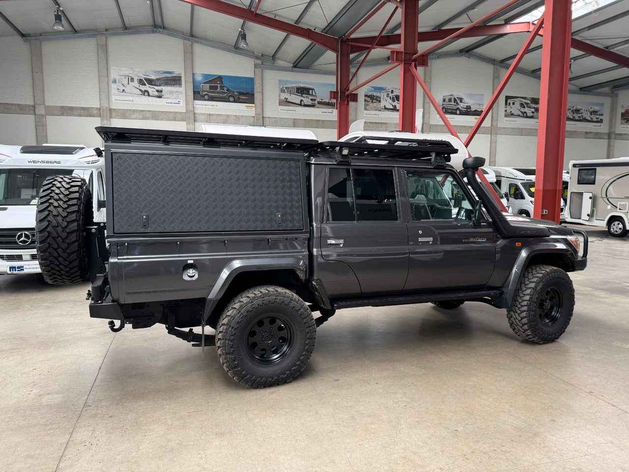 Toyota TOYOTA LAND CRUISER GRJ 79 DC - VX LIMITED - Other machinery: picture 3 Toyota TOYOTA LAND CRUISER GRJ 79 DC - VX LIMITED - Other machinery: picture 3
