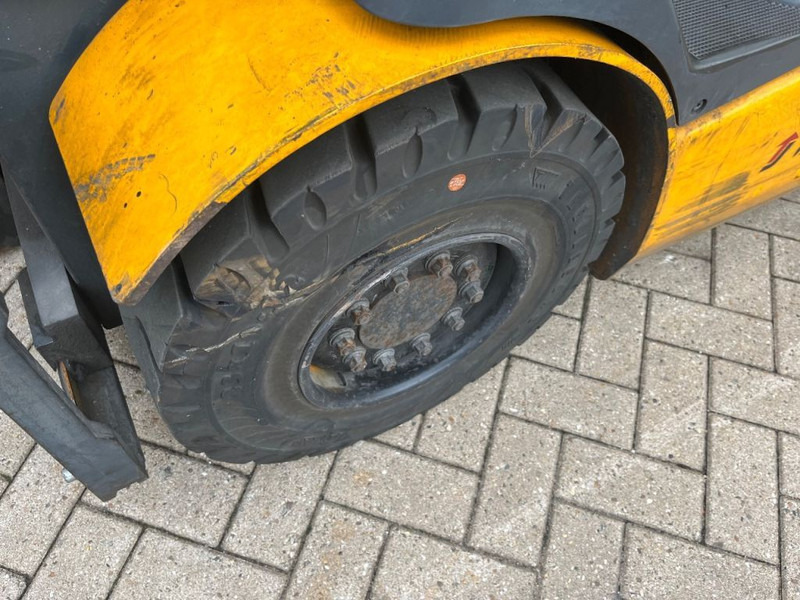 Electric forklift Jungheinrich EFG 430: picture 6