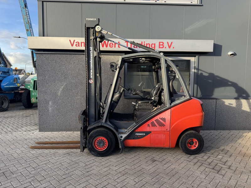 Linde H30D-02 Duplo 450 Sideshift / Vorkversteller VW Diesel 2014 - Diesel forklift: picture 1 Linde H30D-02 Duplo 450 Sideshift / Vorkversteller VW Diesel 2014 - Diesel forklift: picture 1