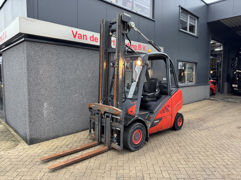 Linde H30D-02 Duplo 450 Sideshift / Vorkversteller VW Diesel 2014 - Diesel forklift: picture 3 Linde H30D-02 Duplo 450 Sideshift / Vorkversteller VW Diesel 2014 - Diesel forklift: picture 3