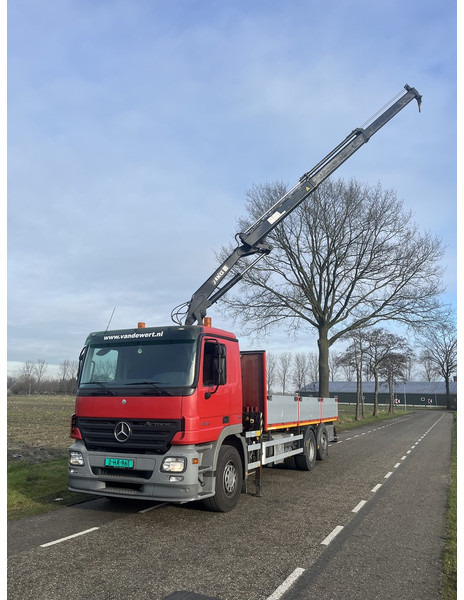 Mercedes-Benz ACTROS 2832 - MKG HKL140 - automaat - EURO5 -lift/stuur as - 600dkm - 2006 - Dropside/ Flatbed truck, Crane truck: picture 2 Mercedes-Benz ACTROS 2832 - MKG HKL140 - automaat - EURO5 -lift/stuur as - 600dkm - 2006 - Dropside/ Flatbed truck, Crane truck: picture 2