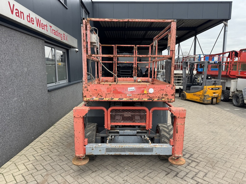 Skyjack SJ 6826RT Schaarhoogwerker / Scissor / Arbeitsbuhne 2015 4X4 Kubota Diesel 10M Werkhoogte - Scissor lift: picture 4 Skyjack SJ 6826RT Schaarhoogwerker / Scissor / Arbeitsbuhne 2015 4X4 Kubota Diesel 10M Werkhoogte - Scissor lift: picture 4