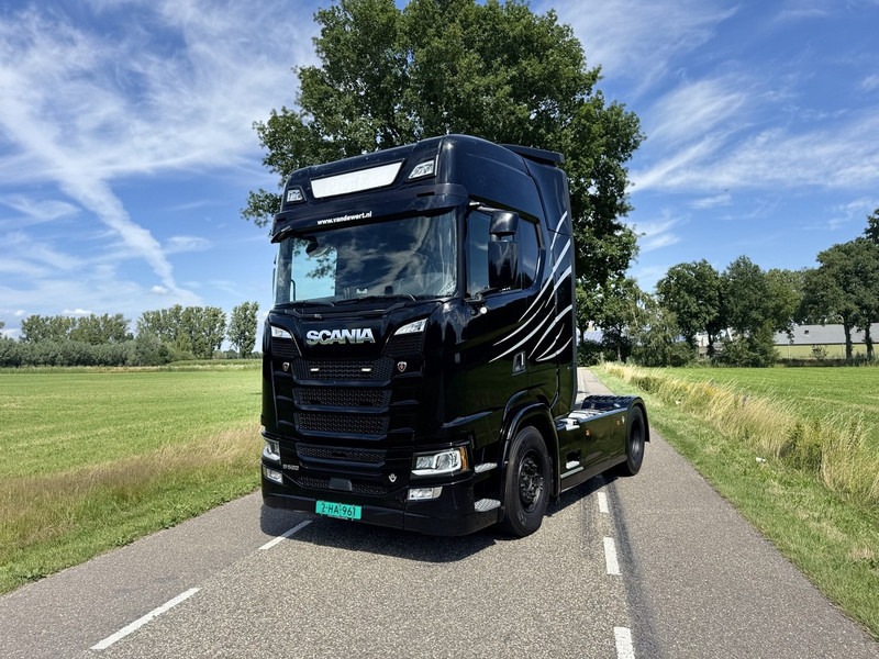 Scania S520 V8 4x2 Full Air - Automaat - Retarder - Euro 6 - I Park Cool - 2018 - TUV 02-2026 - Tractor unit: picture 1 Scania S520 V8 4x2 Full Air - Automaat - Retarder - Euro 6 - I Park Cool - 2018 - TUV 02-2026 - Tractor unit: picture 1