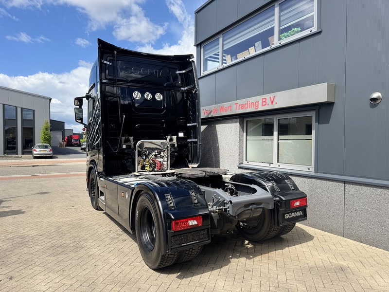 Scania S520 V8 4x2 Full Air - Automaat - Retarder - Euro 6 - I Park Cool - 2018 - TUV 02-2026 - Tractor unit: picture 4 Scania S520 V8 4x2 Full Air - Automaat - Retarder - Euro 6 - I Park Cool - 2018 - TUV 02-2026 - Tractor unit: picture 4