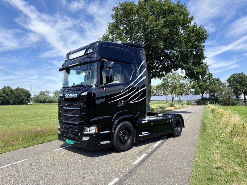 Scania S520 V8 4x2 Full Air - Automaat - Retarder - Euro 6 - I Park Cool - 2018 - TUV 02-2026 - Tractor unit: picture 2 Scania S520 V8 4x2 Full Air - Automaat - Retarder - Euro 6 - I Park Cool - 2018 - TUV 02-2026 - Tractor unit: picture 2