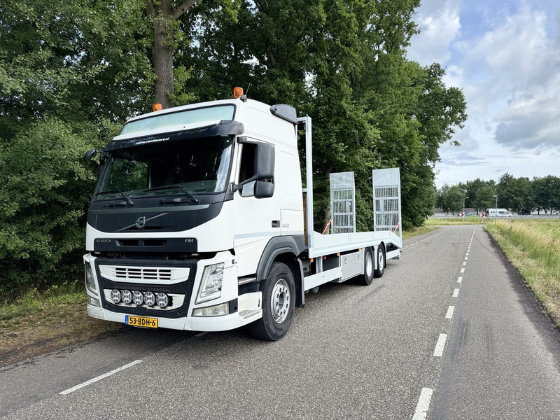 Volvo FM 420 6X2 Machine Transporter / Oprij Vrachtwagen 2013 / EURO 6 / 550DKM / APK 7-26 / Steering Wheel - Autotransporter truck: picture 1 Volvo FM 420 6X2 Machine Transporter / Oprij Vrachtwagen 2013 / EURO 6 / 550DKM / APK 7-26 / Steering Wheel - Autotransporter truck: picture 1