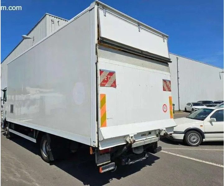 MAN TGL 8.180 met/avec/mit RINGFEDER / 203527 km - Box truck: picture 5 MAN TGL 8.180 met/avec/mit RINGFEDER / 203527 km - Box truck: picture 5