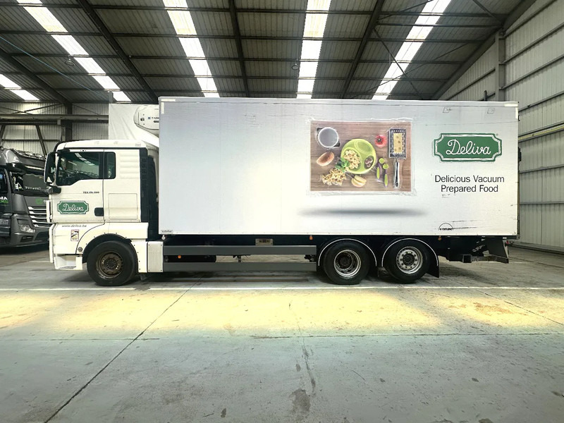 MAN TGX 26.360 steerable lift axles / hefbare stuurasen / essieux relevables directionnels - Refrigerator truck: picture 2 MAN TGX 26.360 steerable lift axles / hefbare stuurasen / essieux relevables directionnels - Refrigerator truck: picture 2