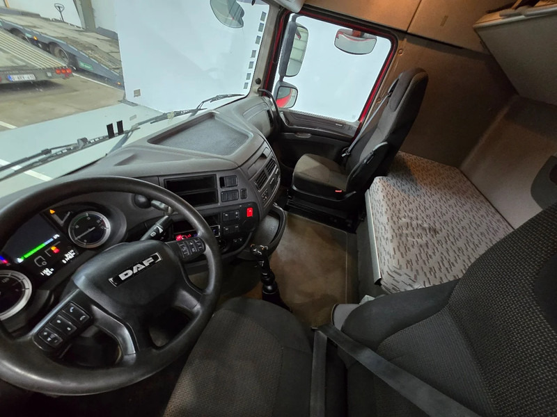 Tractor unit DAF XF 106.460 EURO 6 / RETARDER / PTO / MANUEL / AIRCO: picture 9