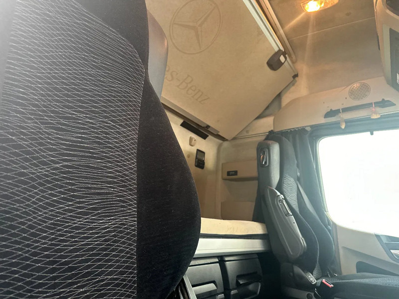 Tractor unit Mercedes-Benz Actros 1842 EURO 5: picture 8 Tractor unit Mercedes-Benz Actros 1842 EURO 5: picture 8