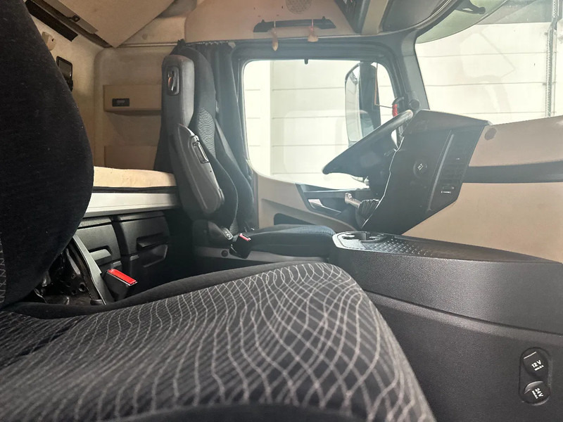 Tractor unit Mercedes-Benz Actros 1842 EURO 5: picture 7 Tractor unit Mercedes-Benz Actros 1842 EURO 5: picture 7