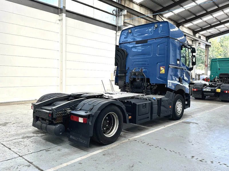 Renault T460 HD001 / AIRCO / 6 PIECES - Tractor unit: picture 5 Renault T460 HD001 / AIRCO / 6 PIECES - Tractor unit: picture 5