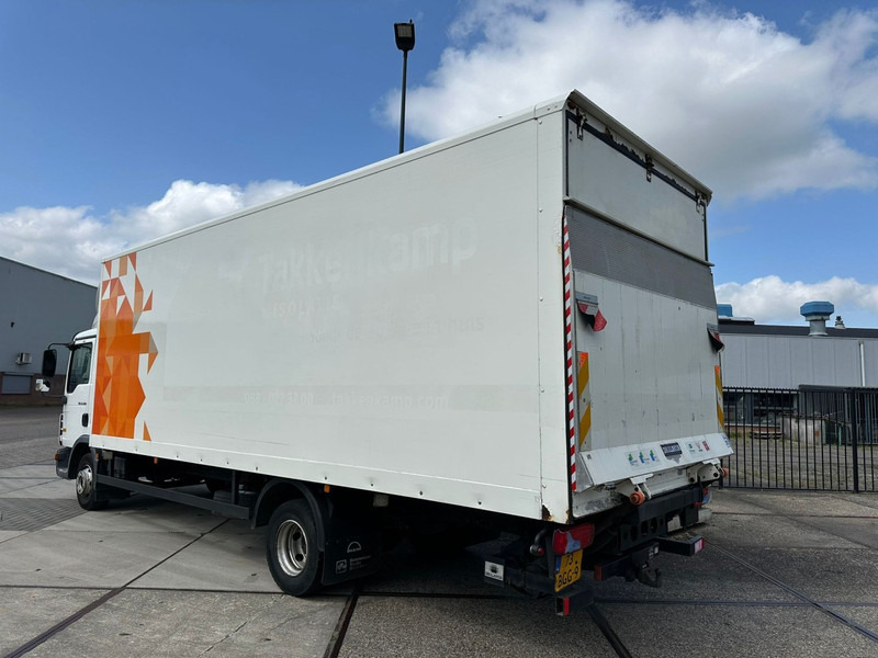 MAN TGL 12.220 4X2 BB Box + Taillift Manual gearbox NL Truck - Box truck: picture 4 MAN TGL 12.220 4X2 BB Box + Taillift Manual gearbox NL Truck - Box truck: picture 4