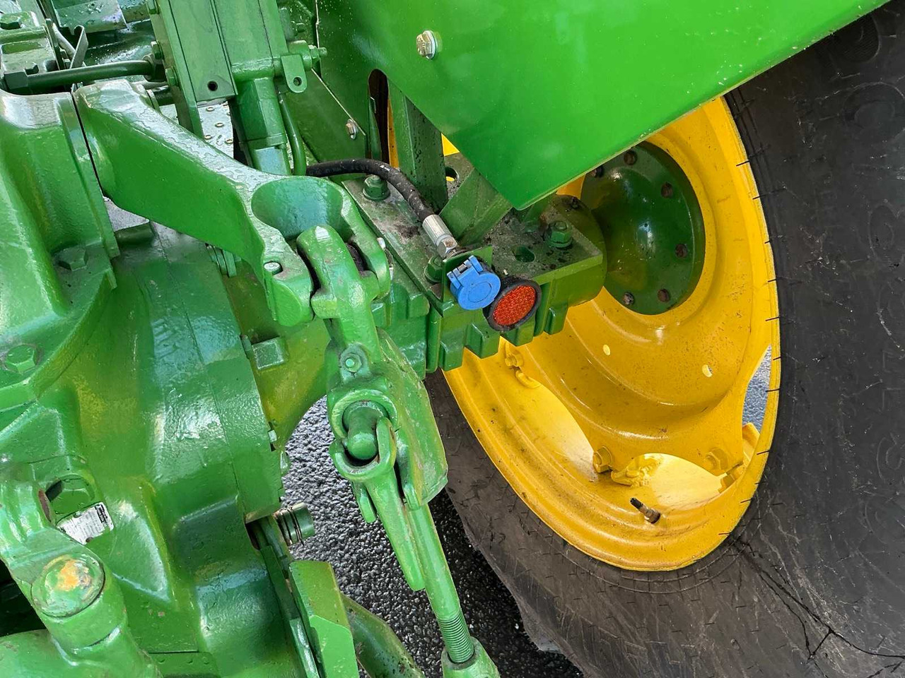 Farm tractor 1977 JOHN DEERE 2030S ALL-WHEEL DRIVE FARM TRACTOR: picture 15