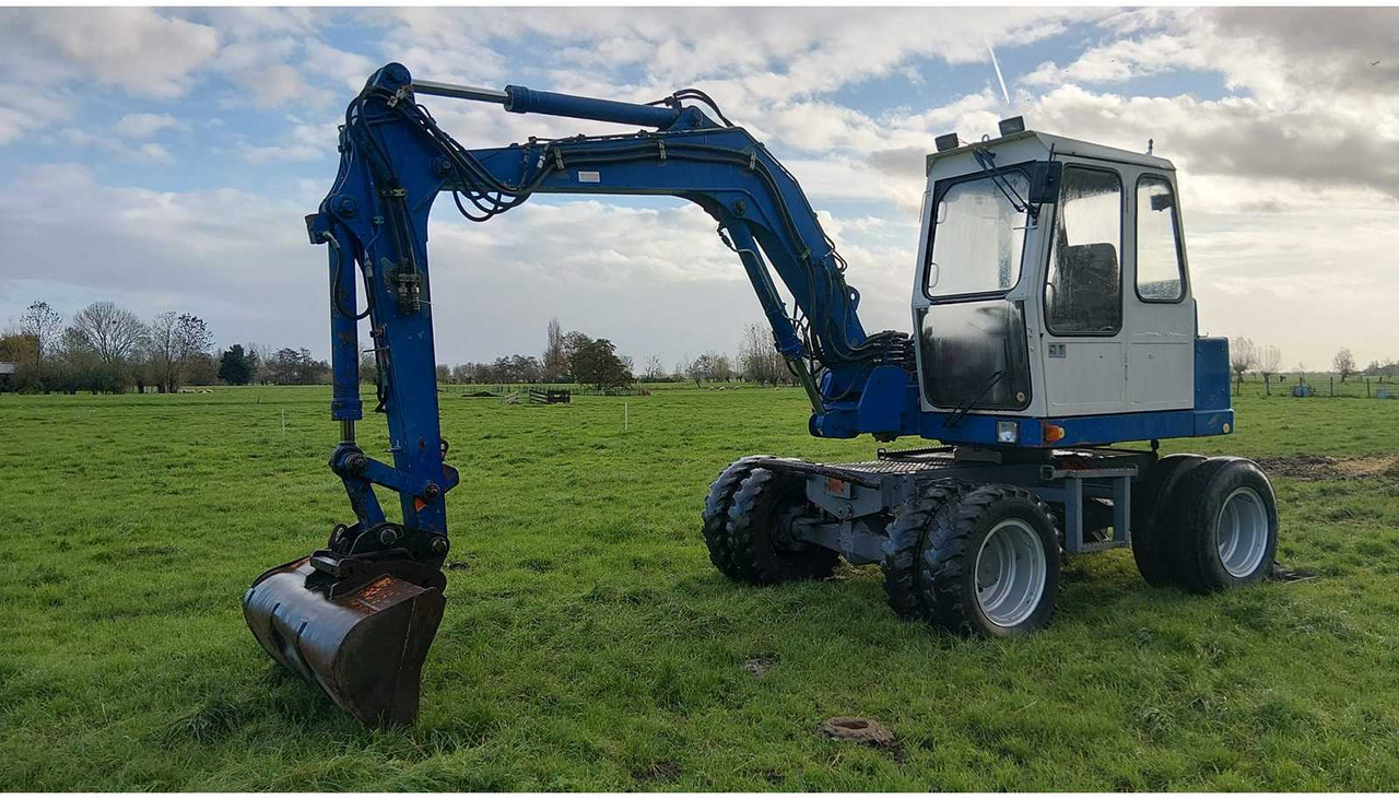 1989 ATLAS 1004 WHEELED EXCAVATOR - Wheel excavator: picture 1 1989 ATLAS 1004 WHEELED EXCAVATOR - Wheel excavator: picture 1