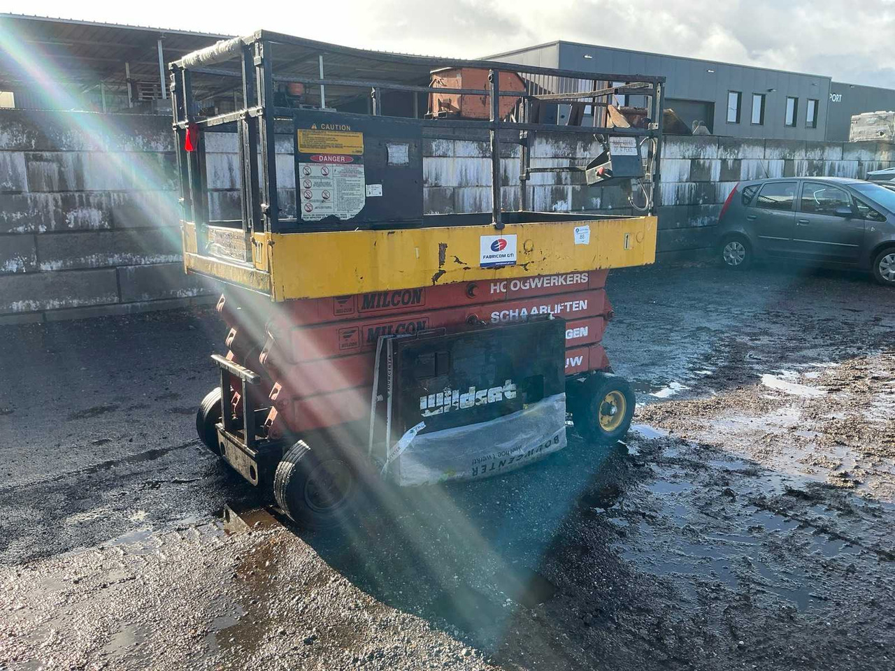 1990 SNORKEL ECONOMY HYD 2546 AERIAL PLATFORM DEFECTIVE - Aerial platform: picture 1 1990 SNORKEL ECONOMY HYD 2546 AERIAL PLATFORM DEFECTIVE - Aerial platform: picture 1