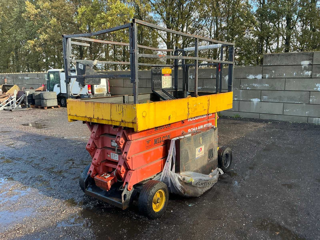 1990 SNORKEL ECONOMY HYD 2546 AERIAL PLATFORM DEFECTIVE - Aerial platform: picture 5 1990 SNORKEL ECONOMY HYD 2546 AERIAL PLATFORM DEFECTIVE - Aerial platform: picture 5