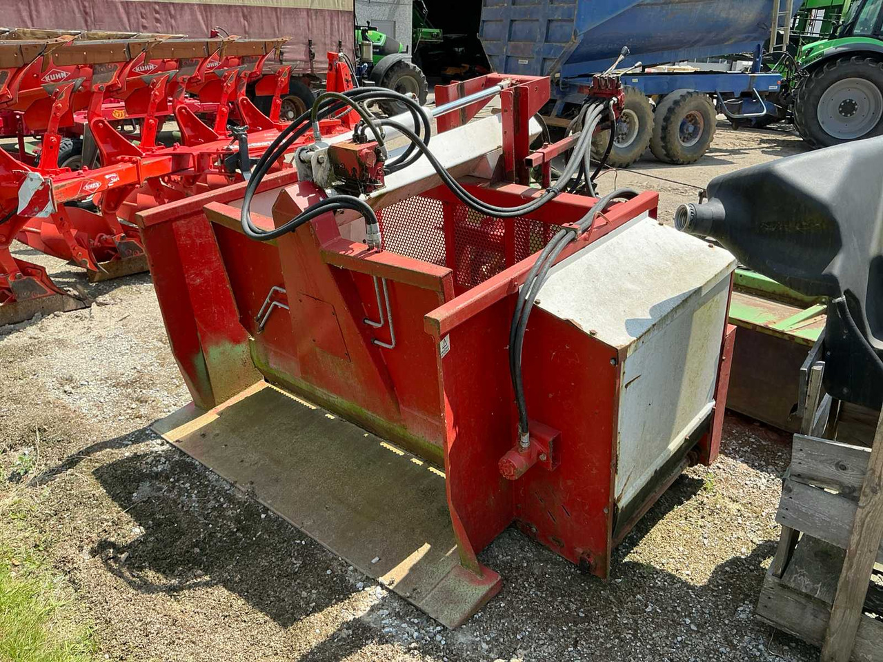 1995 Feed mixer - Livestock equipment: picture 2 1995 Feed mixer - Livestock equipment: picture 2